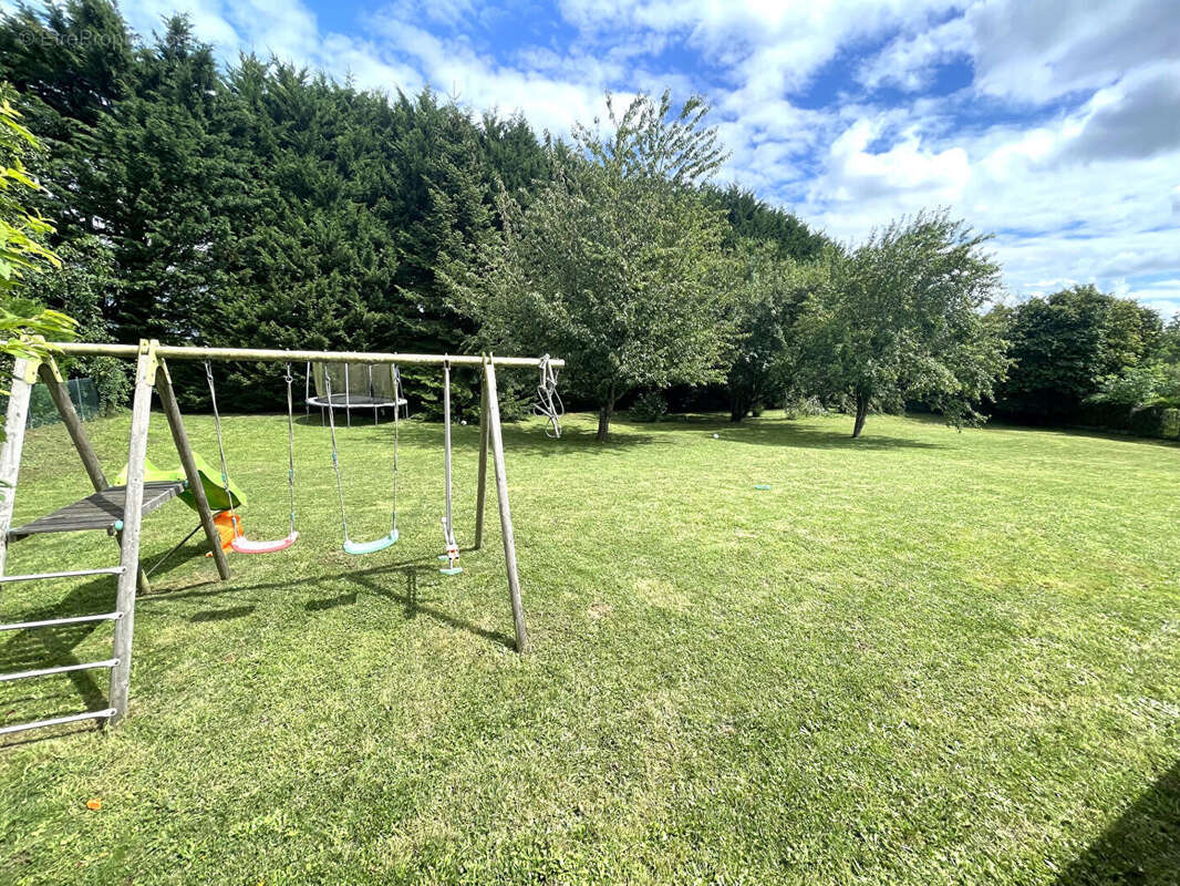 Maison à NEUILLY-EN-THELLE