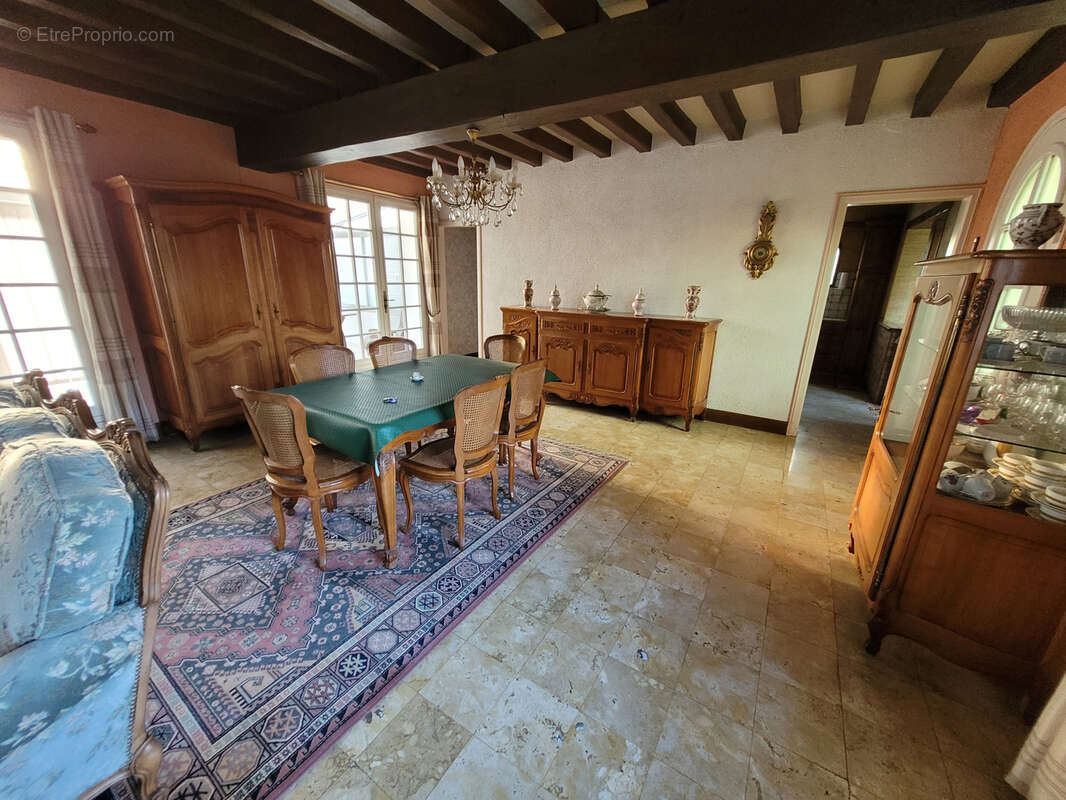 Maison à BAILLEAU-LE-PIN