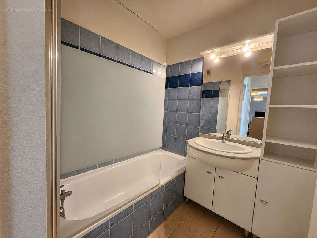 Appartement à L'ISLE-SUR-LA-SORGUE