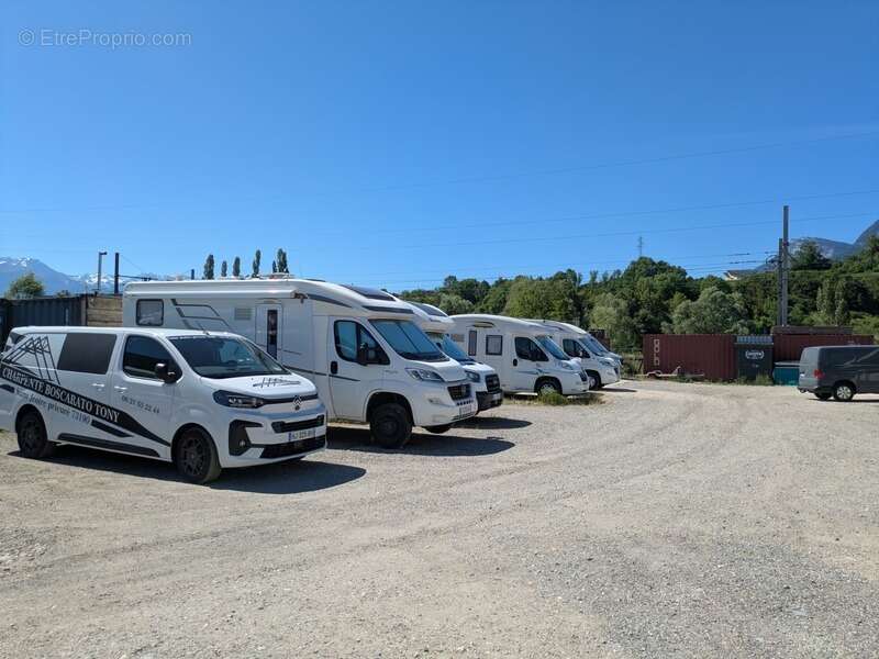 Locaux d'activités et bureaux loués à vendre SAINT JEOIRE PRIEURE (73) - photo 7