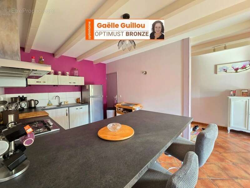 ILE DE BATZ : Maison mitoyenne de 84m² - 5 pièces - photo 5