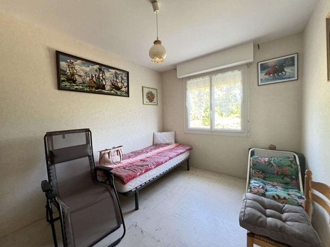 Maison à SAINT-MACAIRE-EN-MAUGES