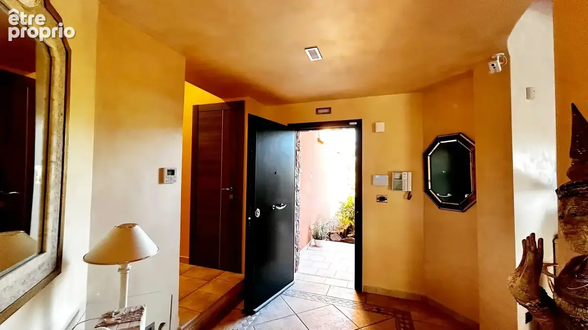 Mandelieu Belle Villa de 148 m² Dans un domaine fermé sécurisé. - photo 14