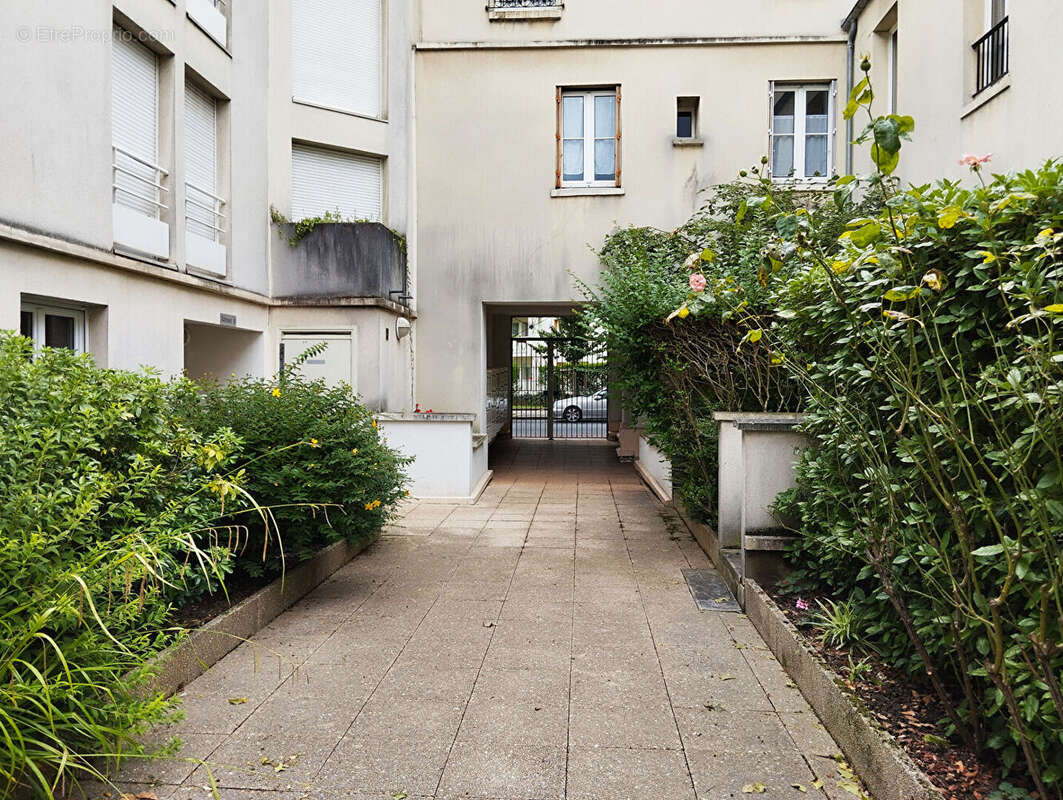 Appartement à BAGNEUX