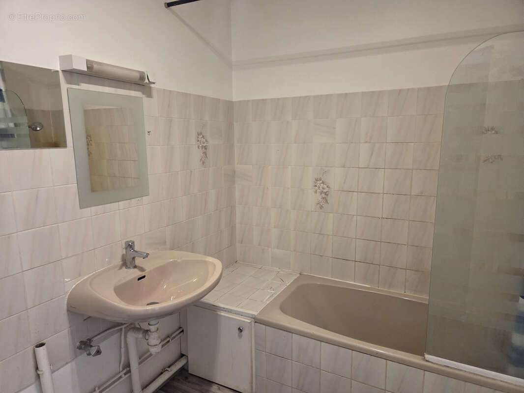 Appartement à GRANGES-NARBOZ