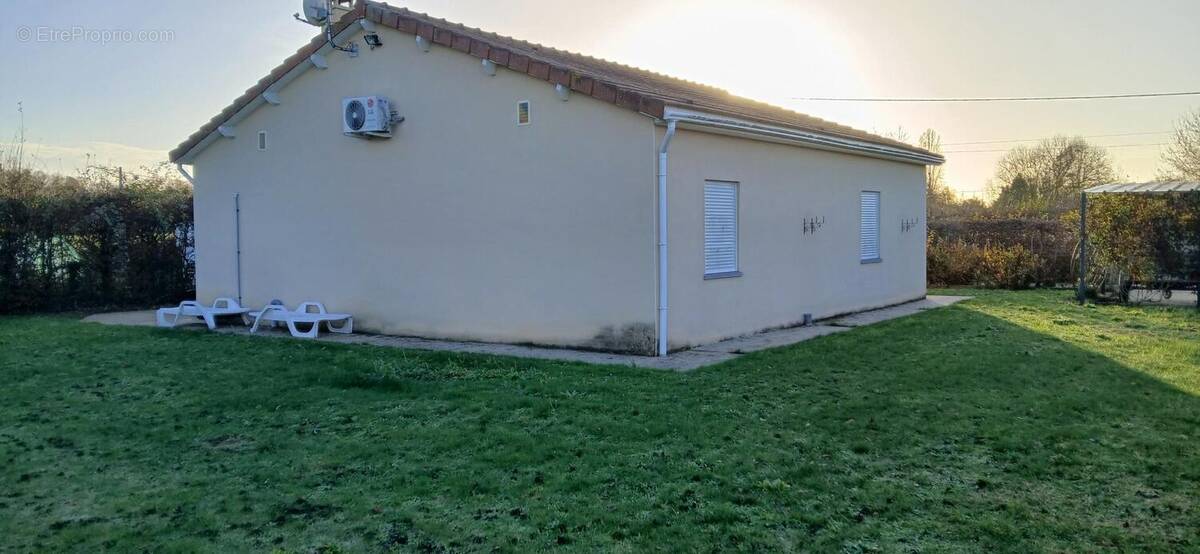 Photo 1 - Maison à ASSAY