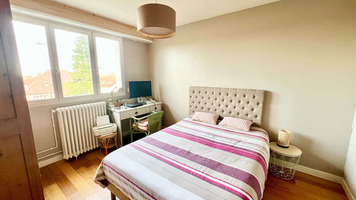 Maison à RUEIL-MALMAISON