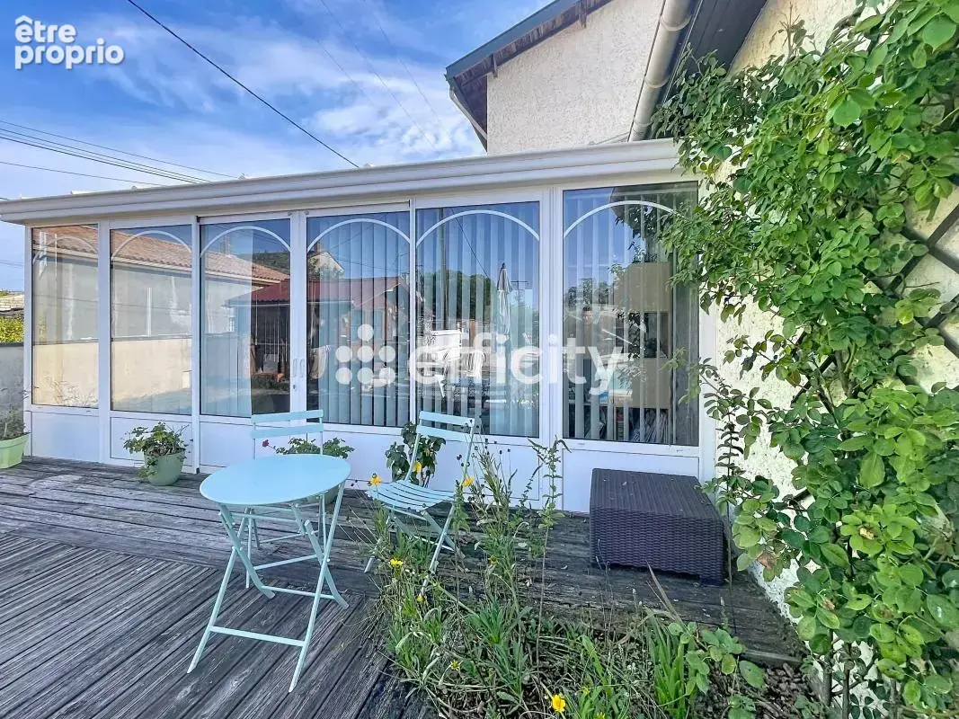 Maison 6 pièces 136 m² à vendre à Abzac (33230) - photo 2
