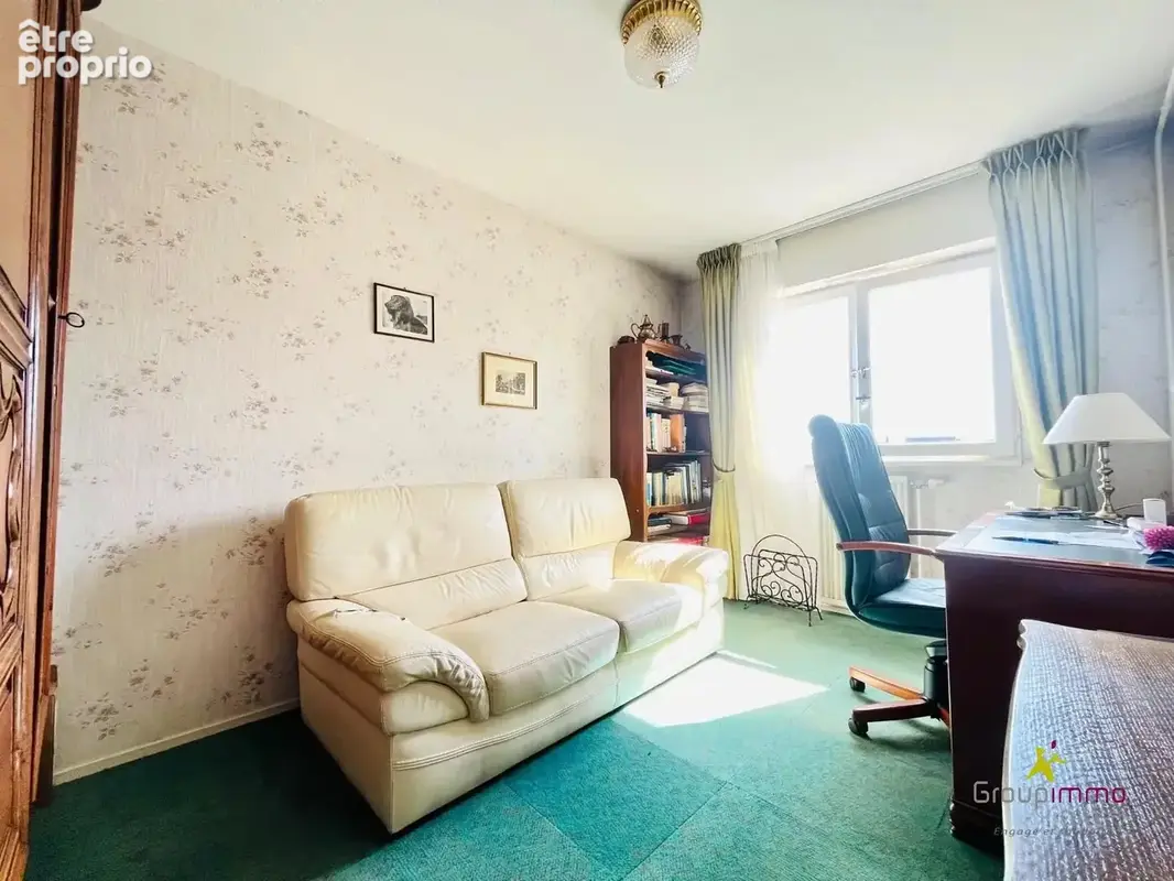 COLMAR – 4 pièces de près de 100m² avec balcon, cave et par - photo 7