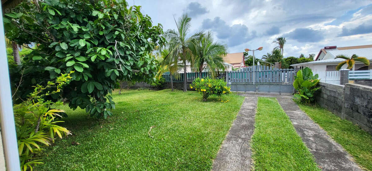 Maison à SAINTE-MARIE