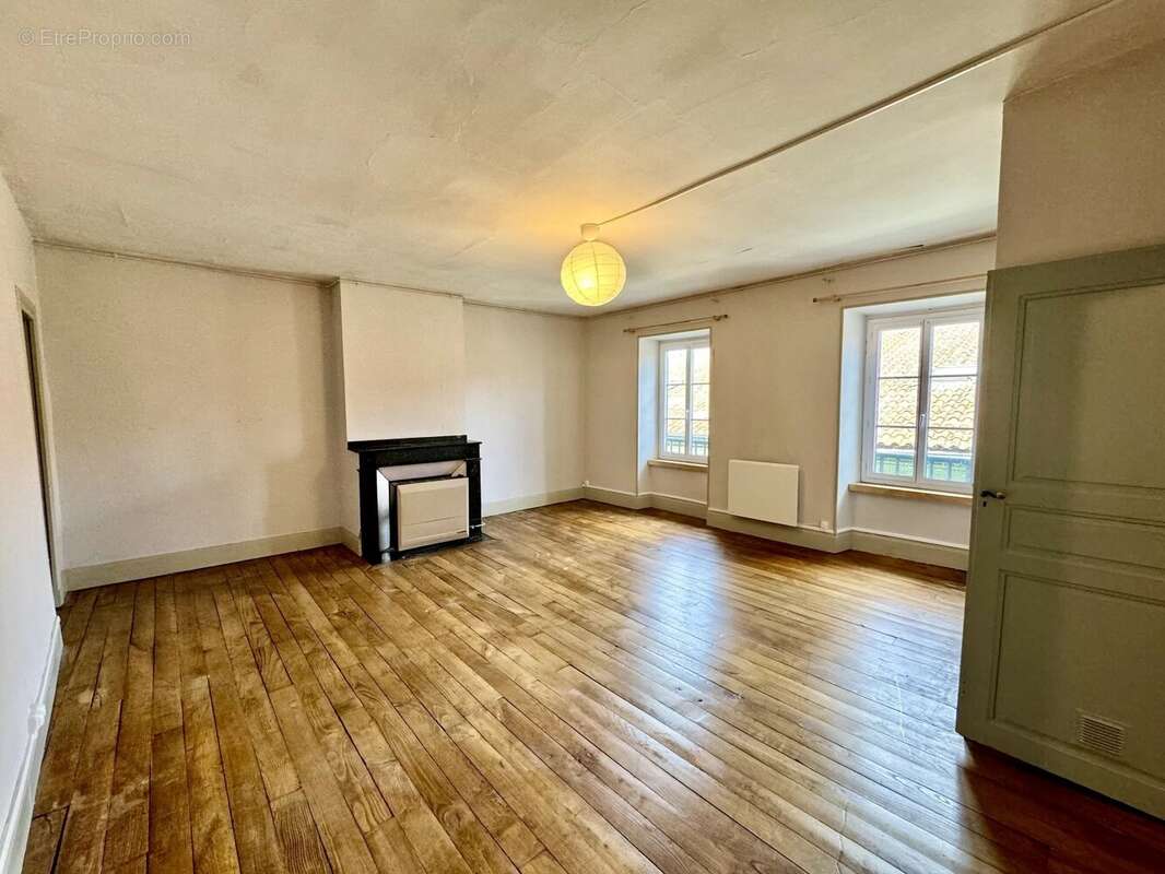 Appartement à SAINT-GIRONS