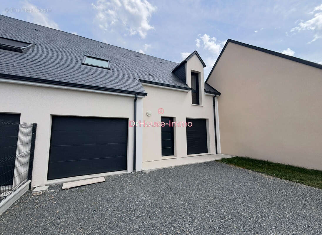 Maison 95 m² à Larcay  - photo 2