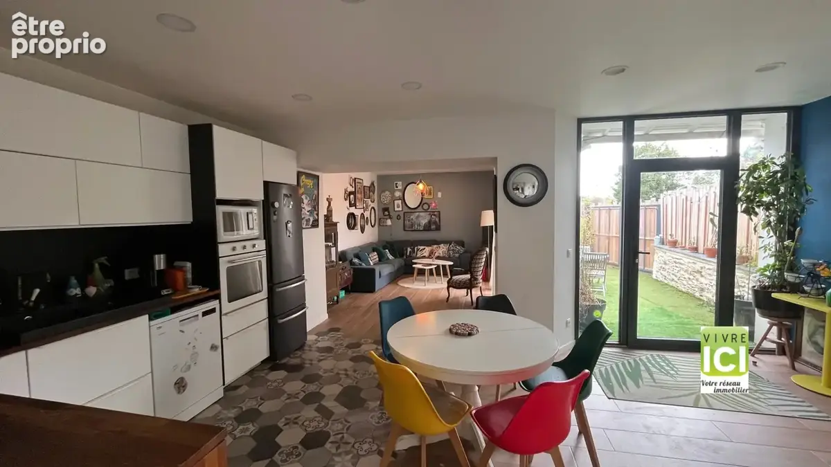 Photo Maison à La Chapelle-Basse-Mer au prix de 254 555€