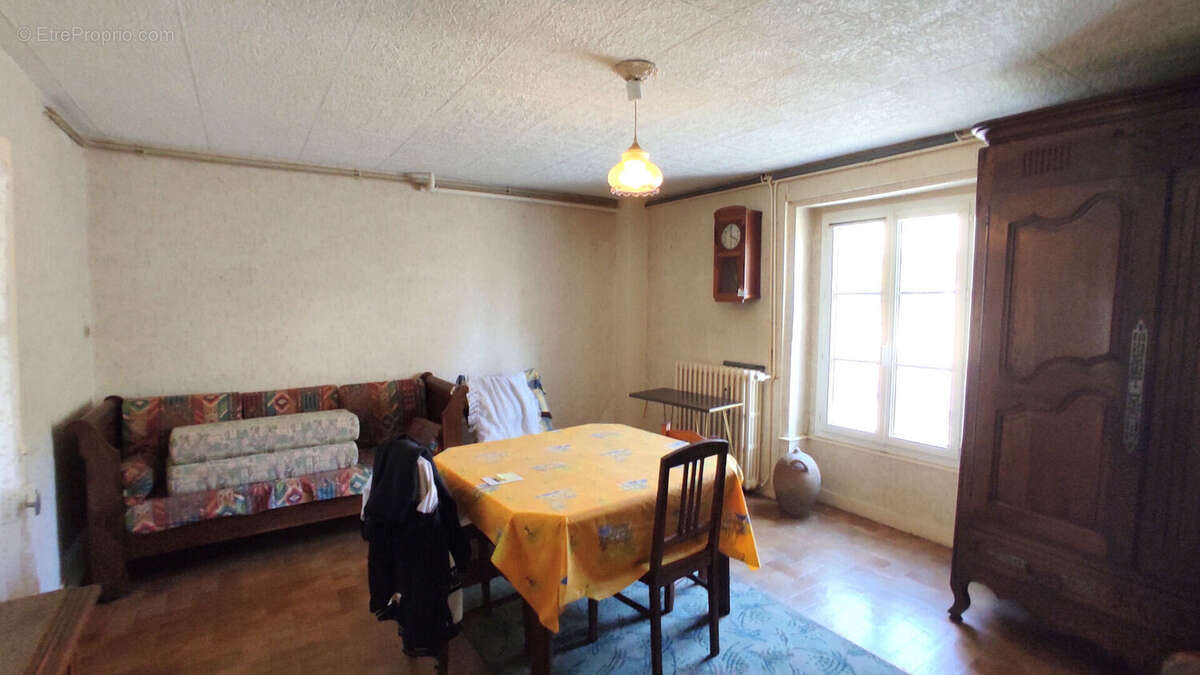 Maison à CHATELLERAULT