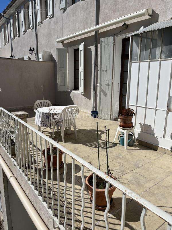 Appartement de 96 m² avec terrasse en plein cœur de ville - photo 5