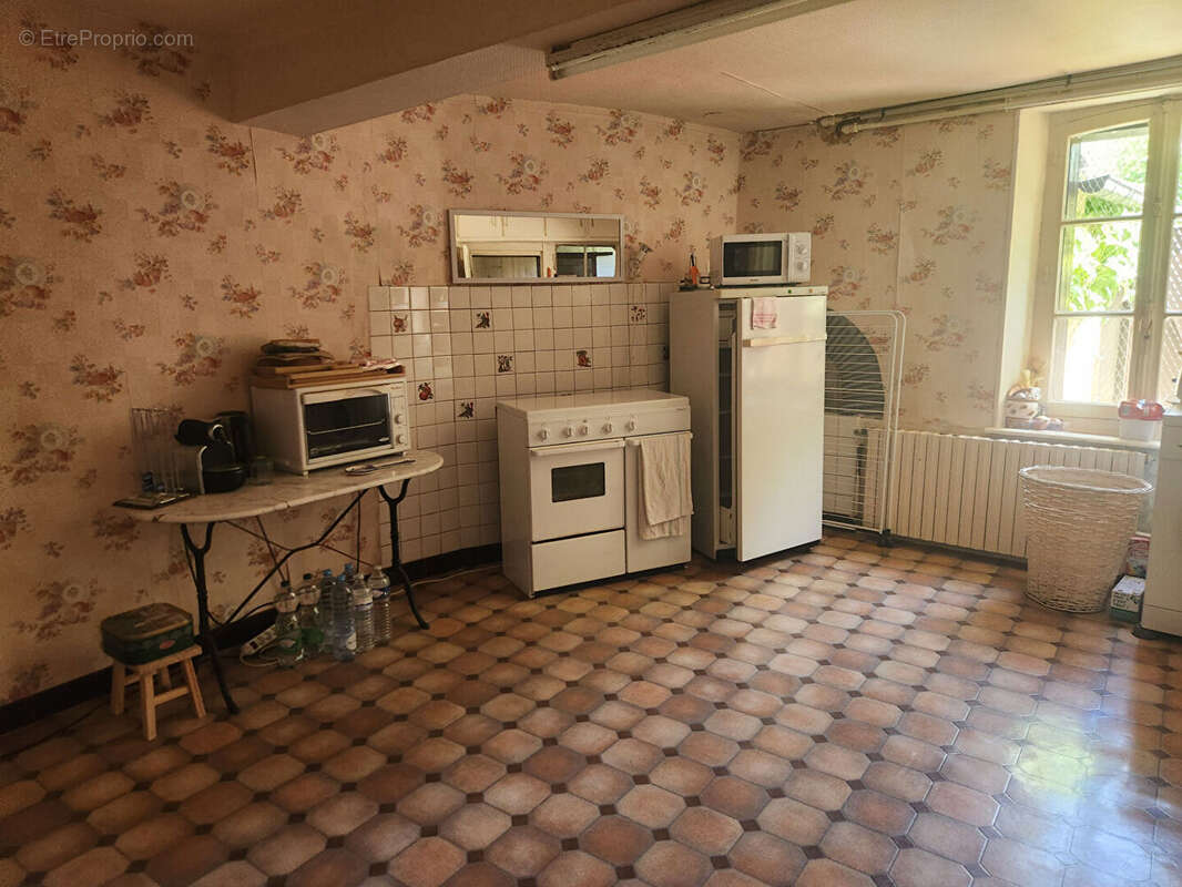 Maison en campagne a renover - photo 4