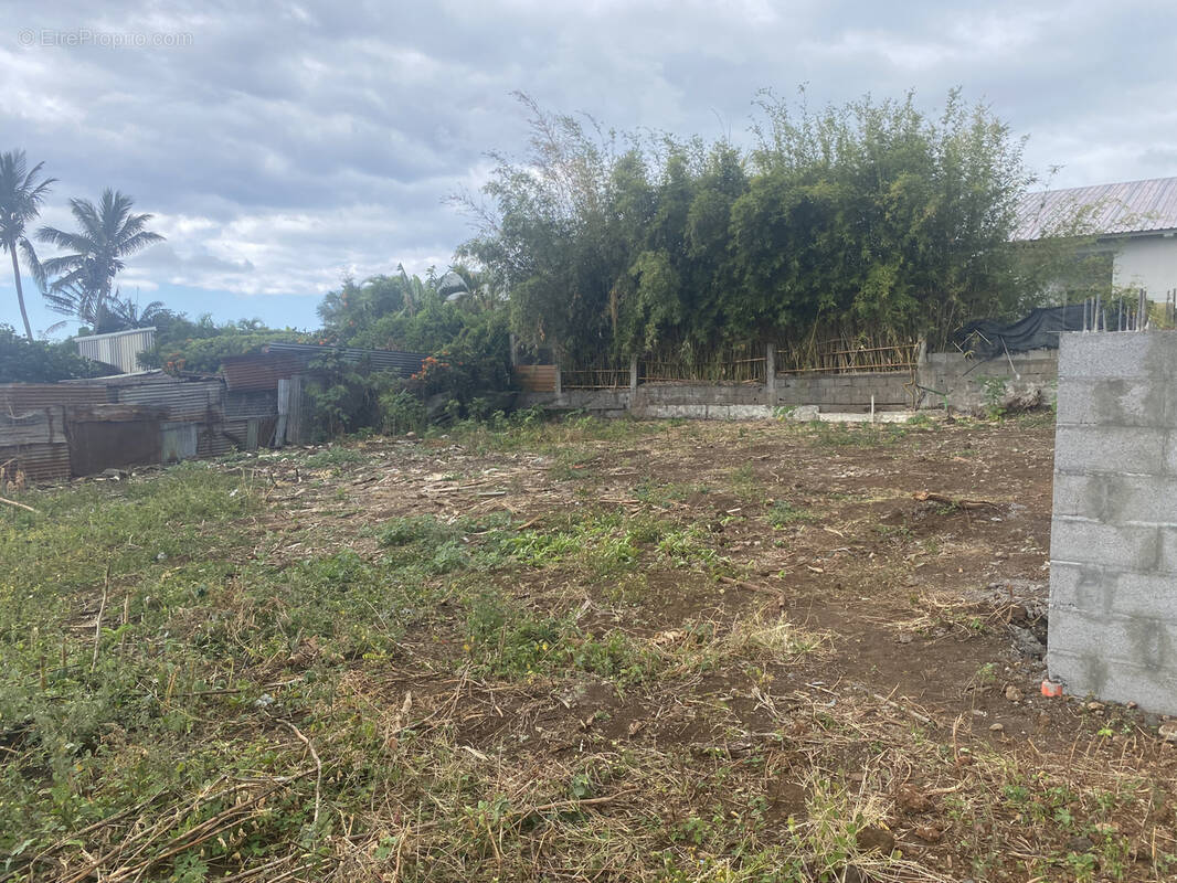 Terrain à SAINT-DENIS