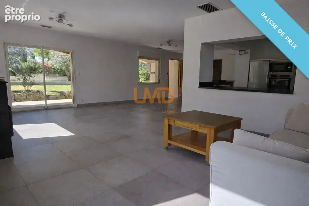 Propriété avec 2 habitations, piscine et dépendances - photo 16