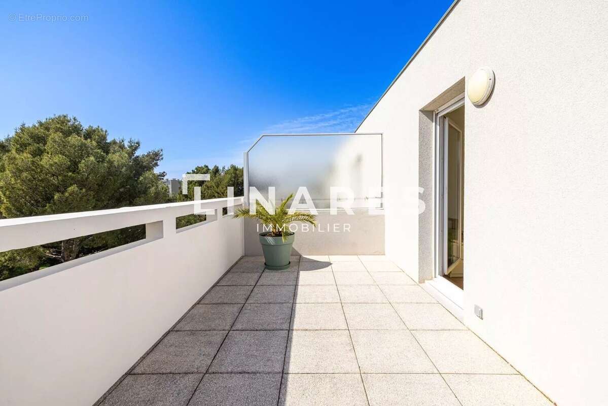 Appartement à MARSEILLE-9E