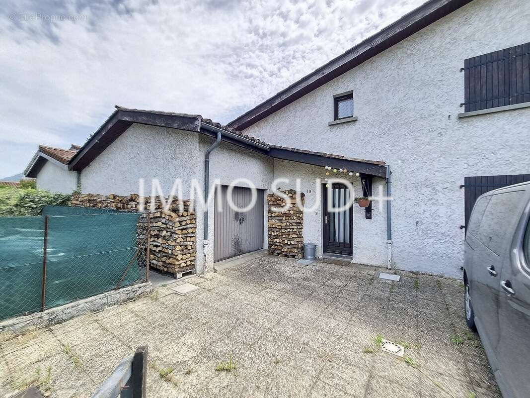 Maison à LE VERSOUD