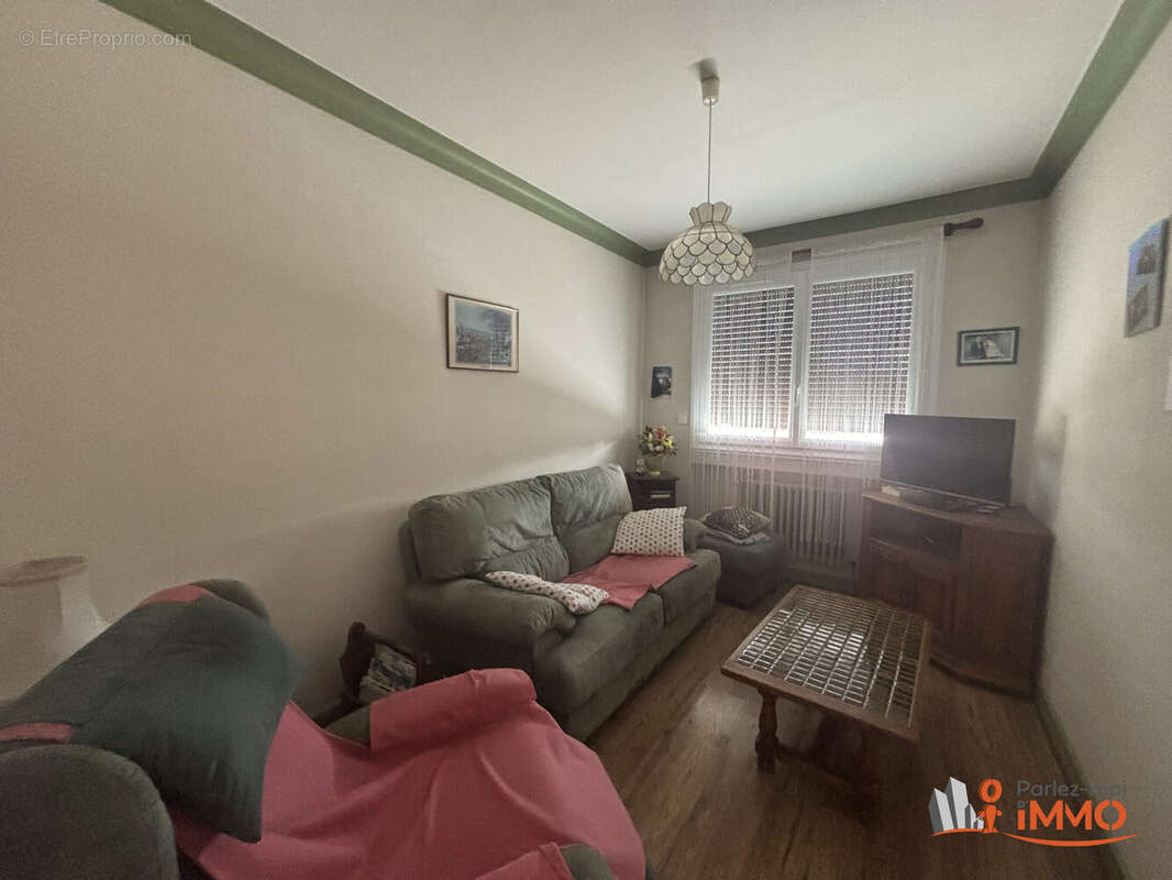 Maison 110 m² à Savigneux  - photo 6