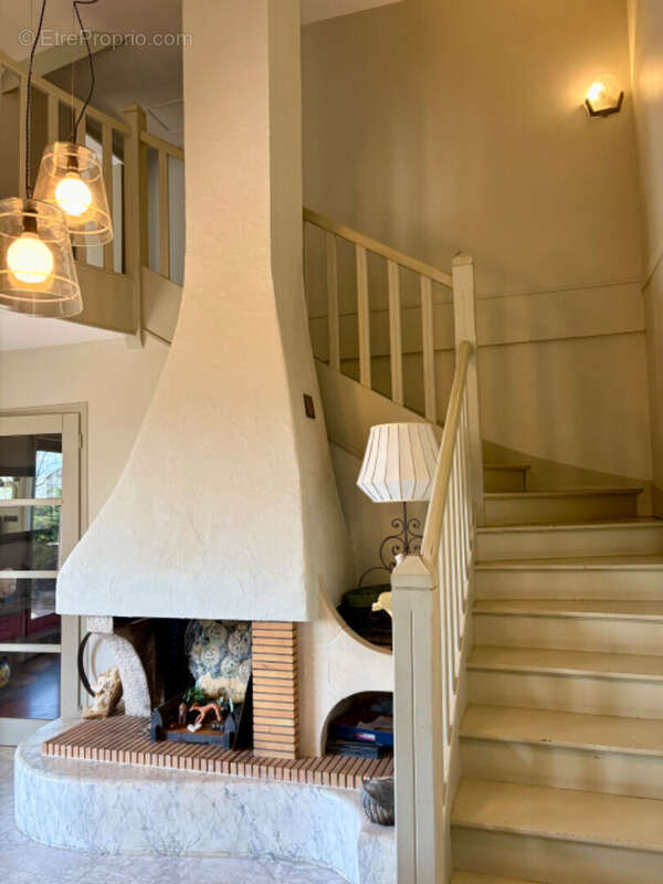 Maison à MONTCEAU-LES-MINES