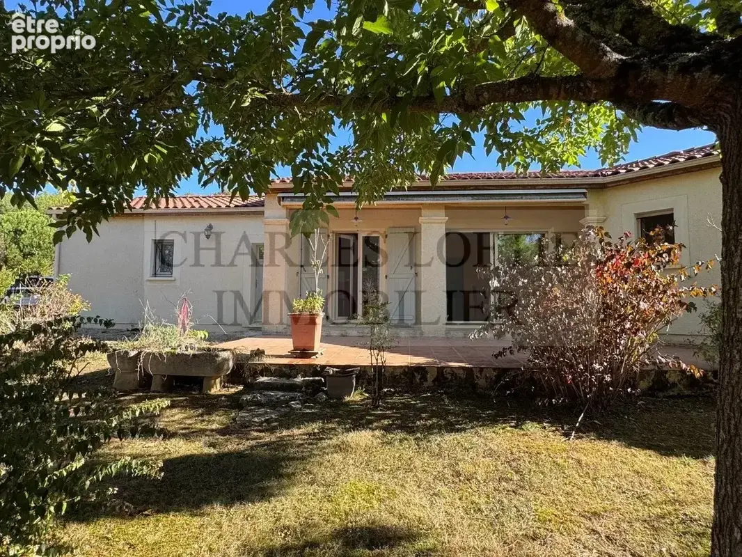 Jolie maison de plain-pied avec 3 chambres et garage sur un terrain de 1 057 m² à Cazals - photo 10