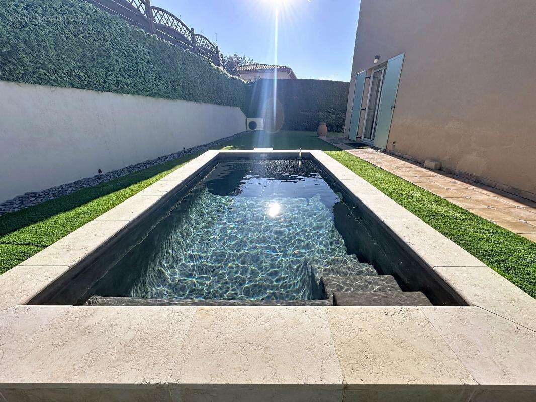 Maison à CAGNES-SUR-MER