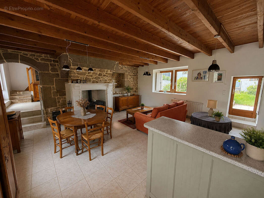 Maison à ROZ-SUR-COUESNON