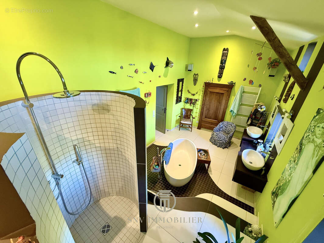 Maison à SAINT-JEAN-SAINT-MAURICE-SUR-LOIRE