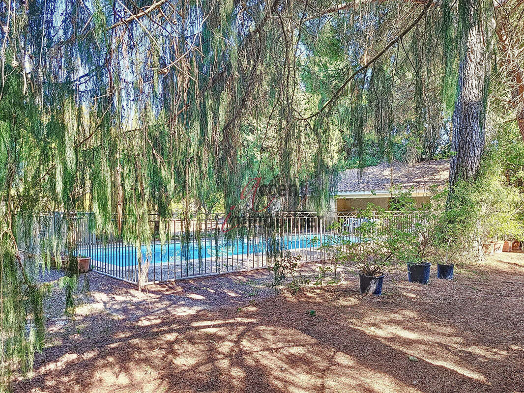 Maison à CHATEAURENARD