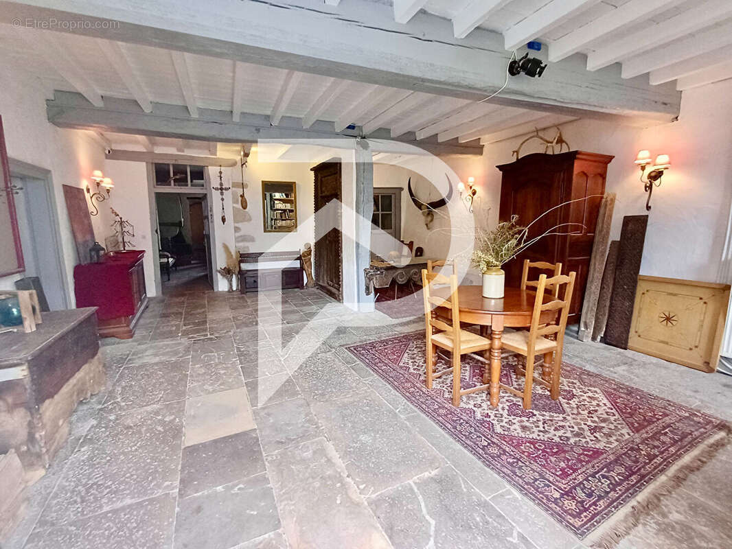 Maison à SORDE-L'ABBAYE
