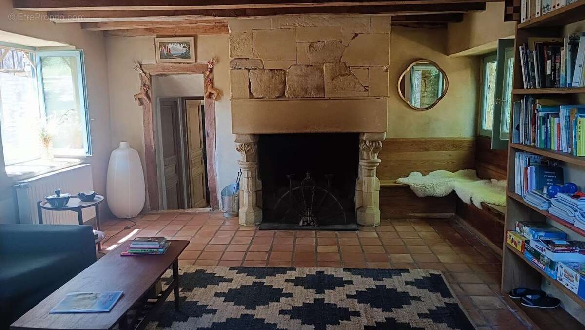 Maison Saint Leon Sur Vezere 5 pièce(s) 150.79 m2 - photo 2