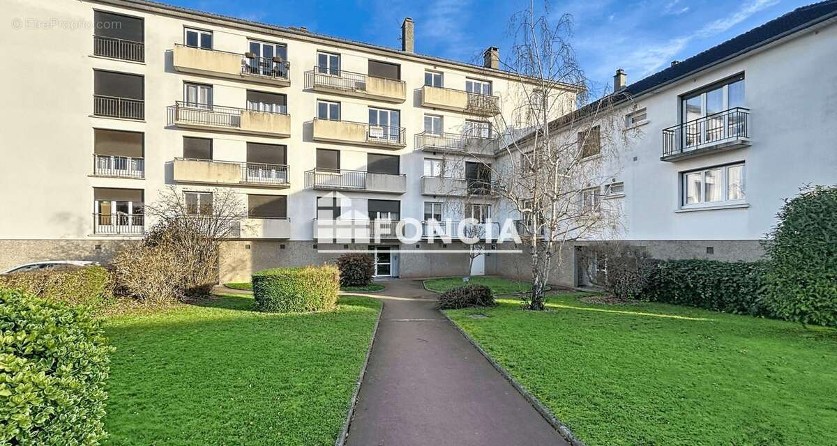 Appartement à MONDEVILLE