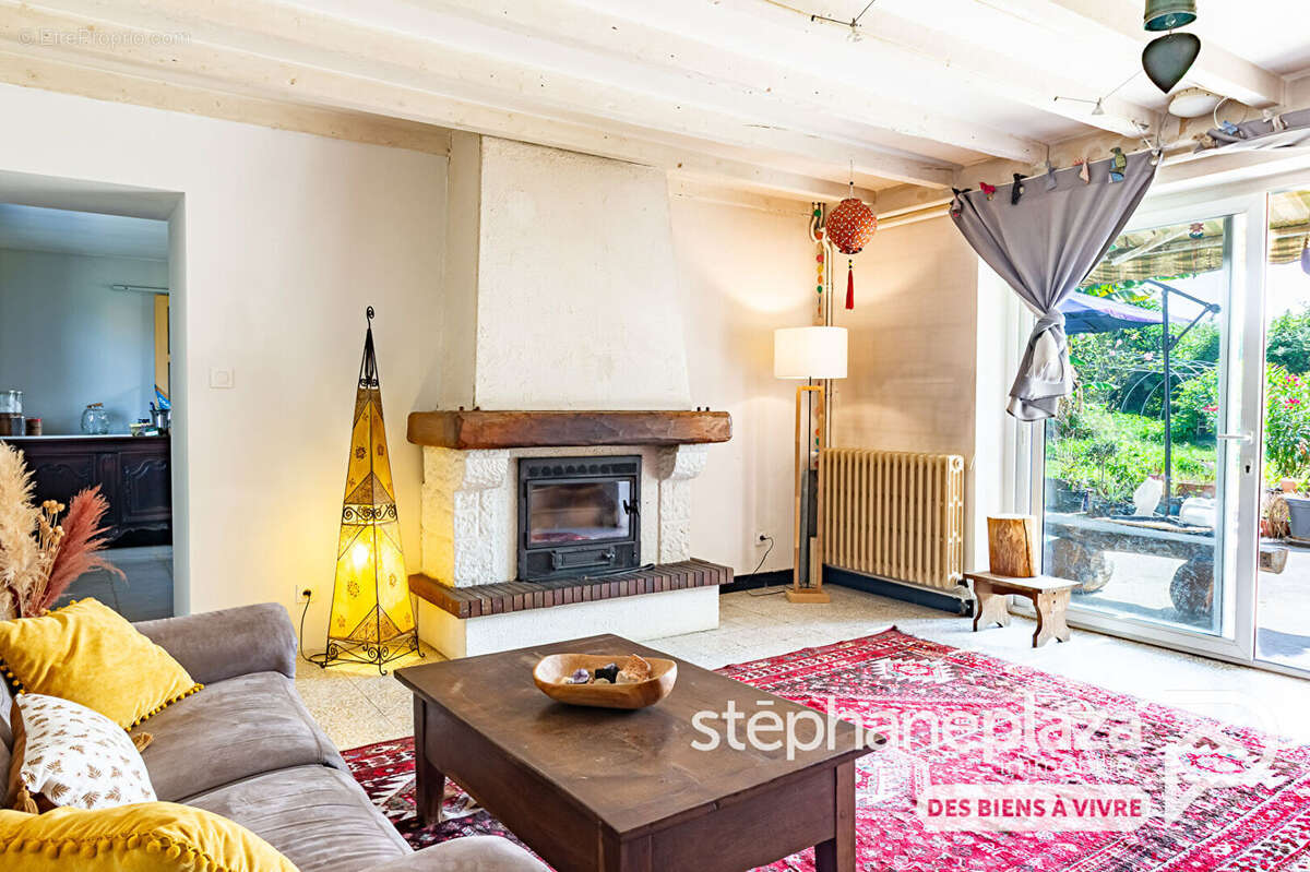 Maison à CHATILLON-SUR-CHALARONNE