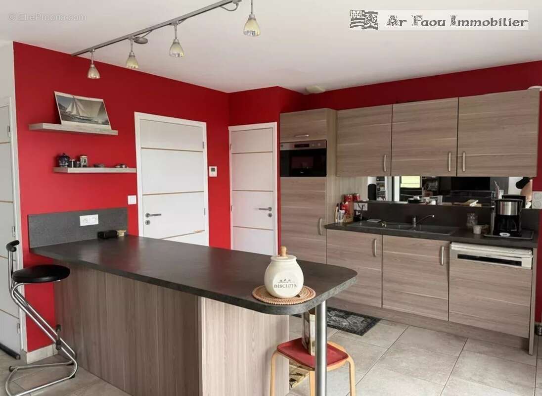 Rosnoën Maison contemporaine de plain-pied 146 m² – DPE A – Vue campagne et Aulne - photo 4