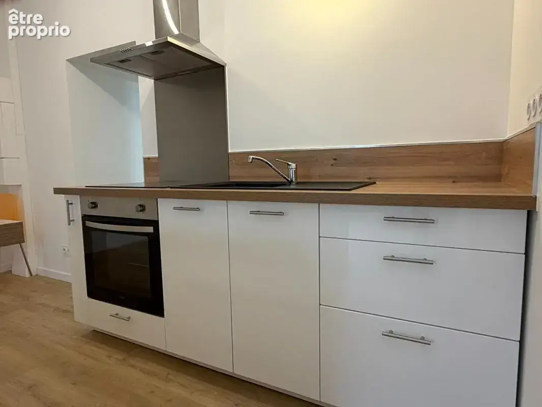 Immeuble avec local commercial et appartement de 3 pièces indépendant - photo 6