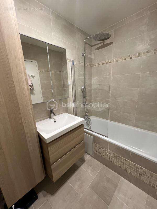 Appartement à LE PLESSIS-TREVISE