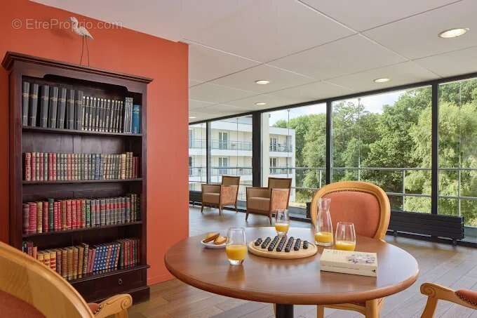 INVESTISSEMENT LOCATIF  BRUZ - Résidence Séniors Zenitude Oui Seniors - 6.72%  de rentabilité. - photo 7