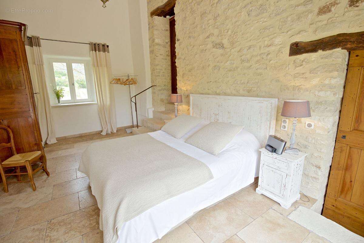 Maison à BONNIEUX