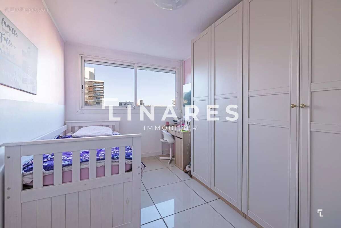 Appartement à MARSEILLE-10E