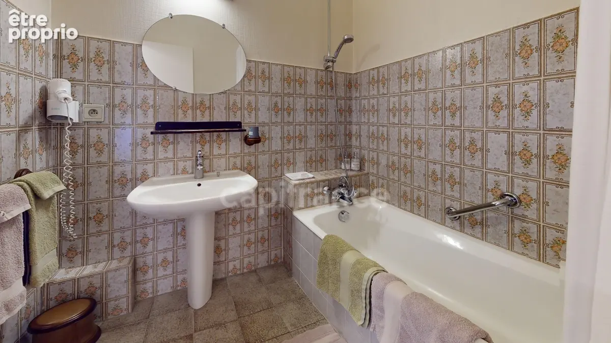 Propriété d’exception en Normandie – Manoir rénové avec dépendances et chapelle - photo 10