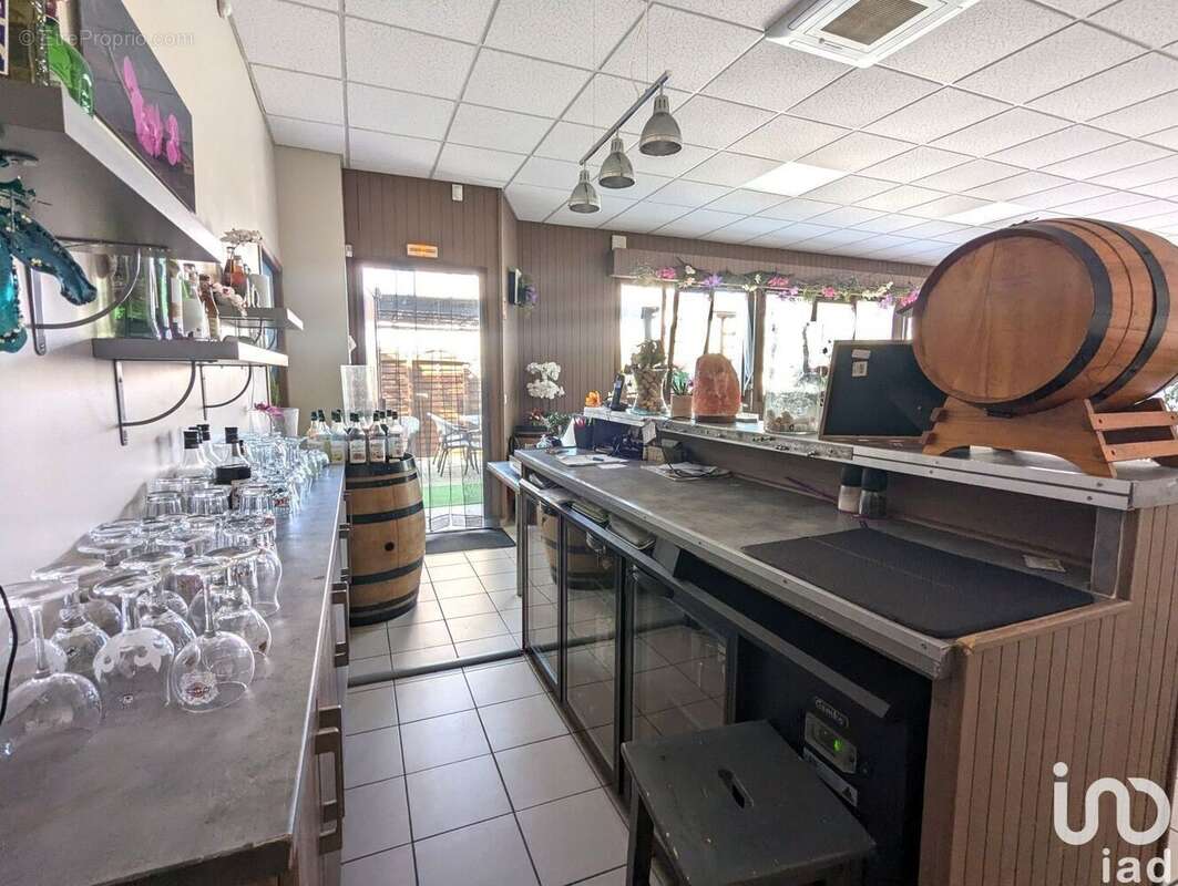 Photo 6 - Commerce à ETABLES