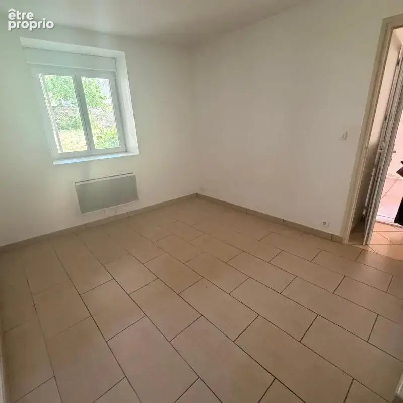 Maison 4 pièces 3 chambres Garage et Jardin À Vendre - photo 5