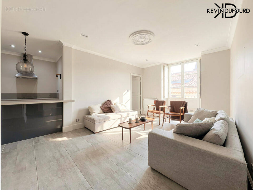 Appartement à AUBENAS