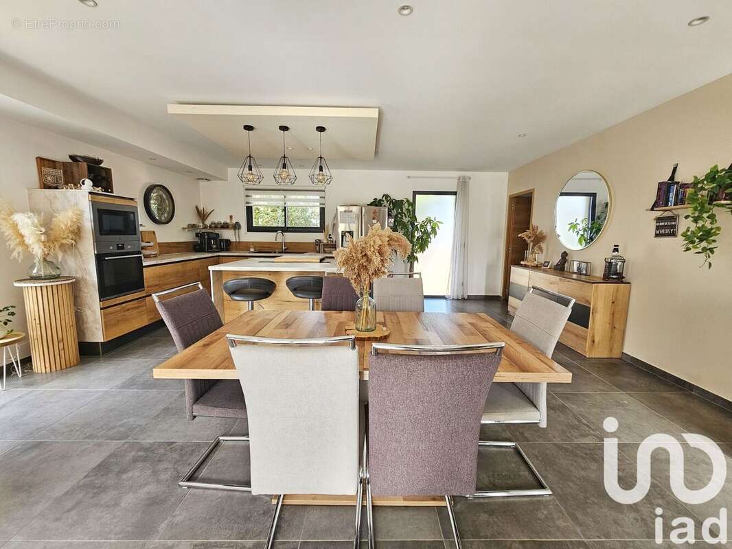 Photo 5 - Maison à CORBERE-LES-CABANES