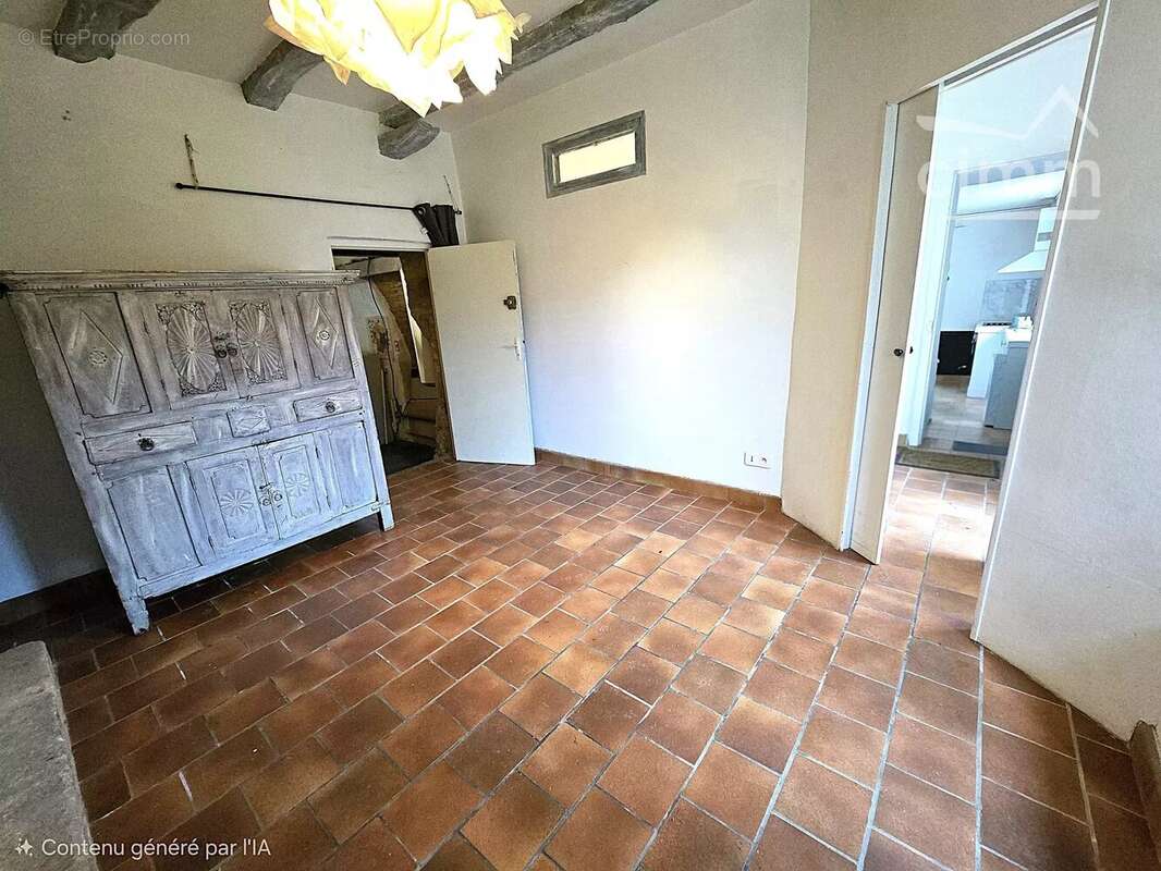 Maison à CARSAC-AILLAC