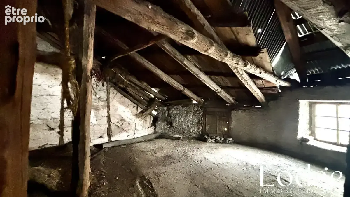 Maison 300 m² à Val-Des-Pres  - photo 5