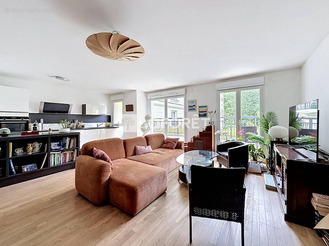 Appartement à LE PLESSIS-ROBINSON
