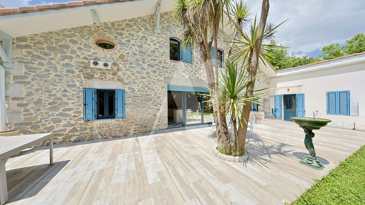 Maison à SAINT-MARTIN-DE-HINX